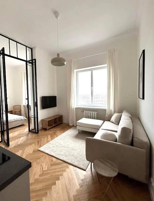 Old Town Residence , Wi-Fi , 2-Beds , Aesthetics - By Hik Apartments วอร์ซอ ภายนอก รูปภาพ
